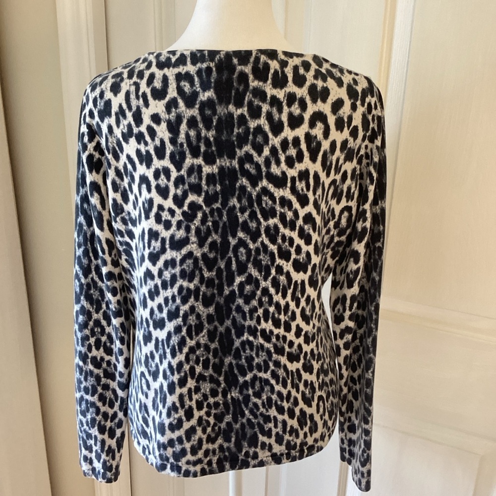 Ann Taylor Black and White Leopard Cardigan Sz L - Picture 3 of 10